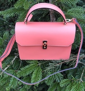 Italian leather peach shoulder bag in satchel style 