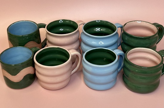 8 Mugs, 4 flat white and 4 regular size in pastel colours