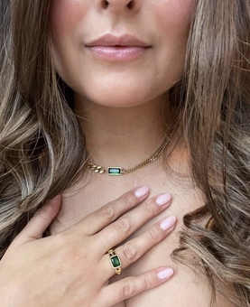 Our signature green gemstones with gold vintage pallazio collection