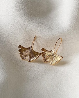 18k gold ginkgo leaf dangle earrings