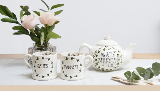 Teapot and Mugs gift set
