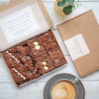 Our bestseller, the brownie selection box