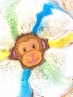 Colour Changing Monkey Bath Bomb