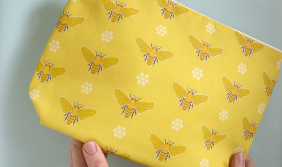 Queen Bee Washbag