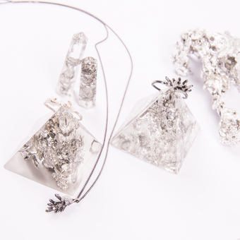 Jewellery display, crystalline collection 