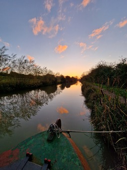 Narrowboat Home 