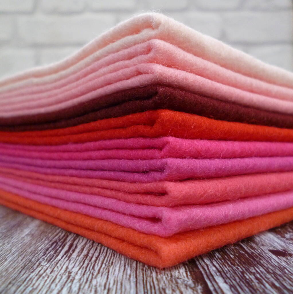 Pinks Felt Craft Pack 12' Squares Of Wool Blend Felt