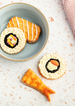 Fluff & Crumble Dog Biscuit Sushi Set