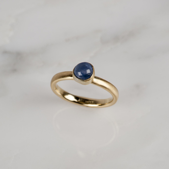 Blue Sapphire 18ct Yellow Gold Ring