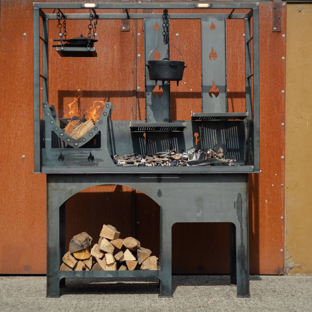 Outdoor Kitchen: Asado Bbq Grill