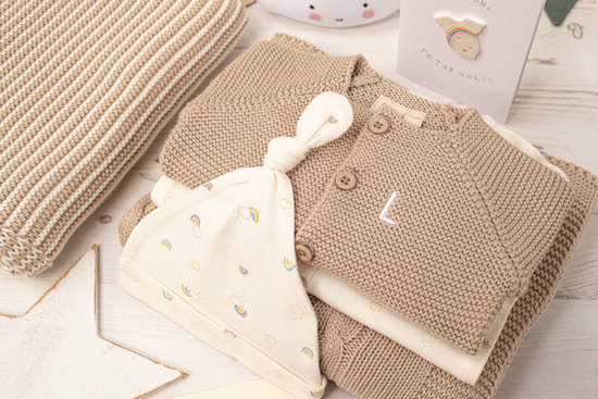 Luxury personalised baby blankets and baby outfits perfect newborn gifts, baby shower gifts and luxury baby essentials 