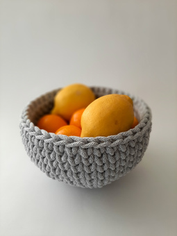 Crochet fruit bowl in grey