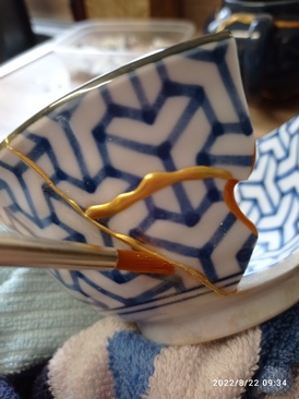 hand repaired kintsugi bowl