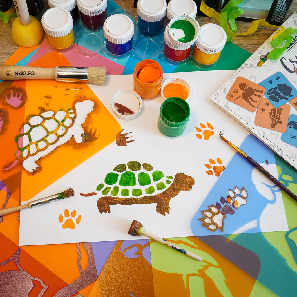 Drawing Stencils For Kids Pets With Brushes