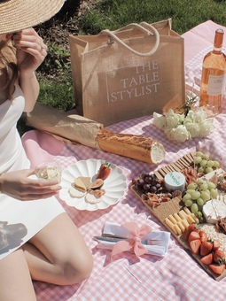 Pink Gingham Picnic tablescape