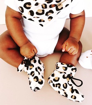 wriggle-proof baby bootis, leopard print baby booties, organic cotton booties