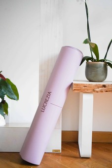 The personalised yoga mat from Yogalinemats.com