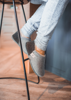 Isobel Women's Slippers in Grey