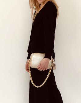 GOLD LEATHER CROSS-BODY BAG WITH GOLD CHAIN STRAP