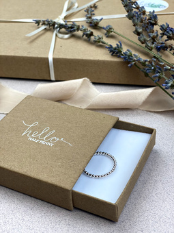 Image of packaging used for Hello Halfpenny Jewellery 