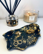 black and gold jewellery tray with diffuser and large candle
