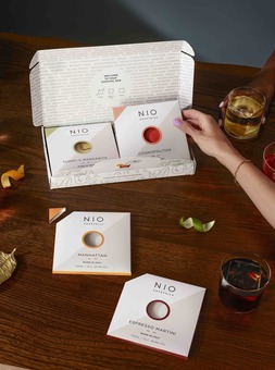 NIO cocktails ready to drink cocktail gift sets with rum vodka tequila gin whiskey 