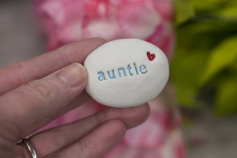 Auntie Gift Pebble
