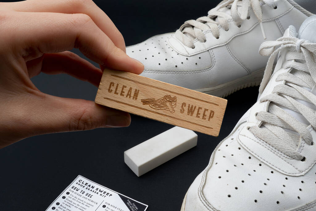 Dapper Chap 'Clean Sweep' Shoe Eraser Kit