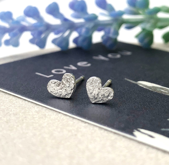  sterling silver mini textured heart stud earrings on love you card