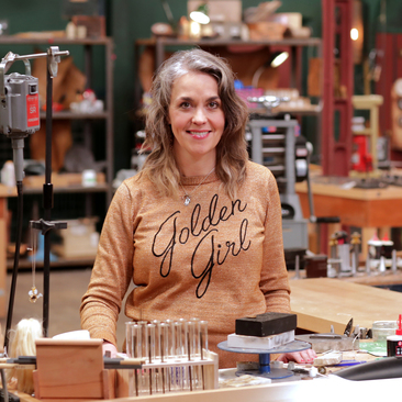 Emma in the All That Glitters Workshop, show presented by Katherine Ryan
