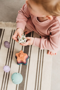 Silicone baby stacking and nesting toys