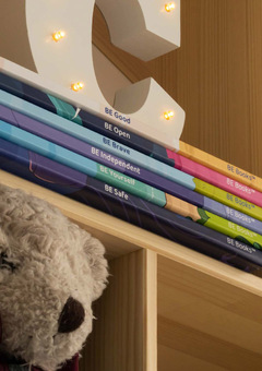 Be Held - Personalised Books - Library Shelf - BE Books