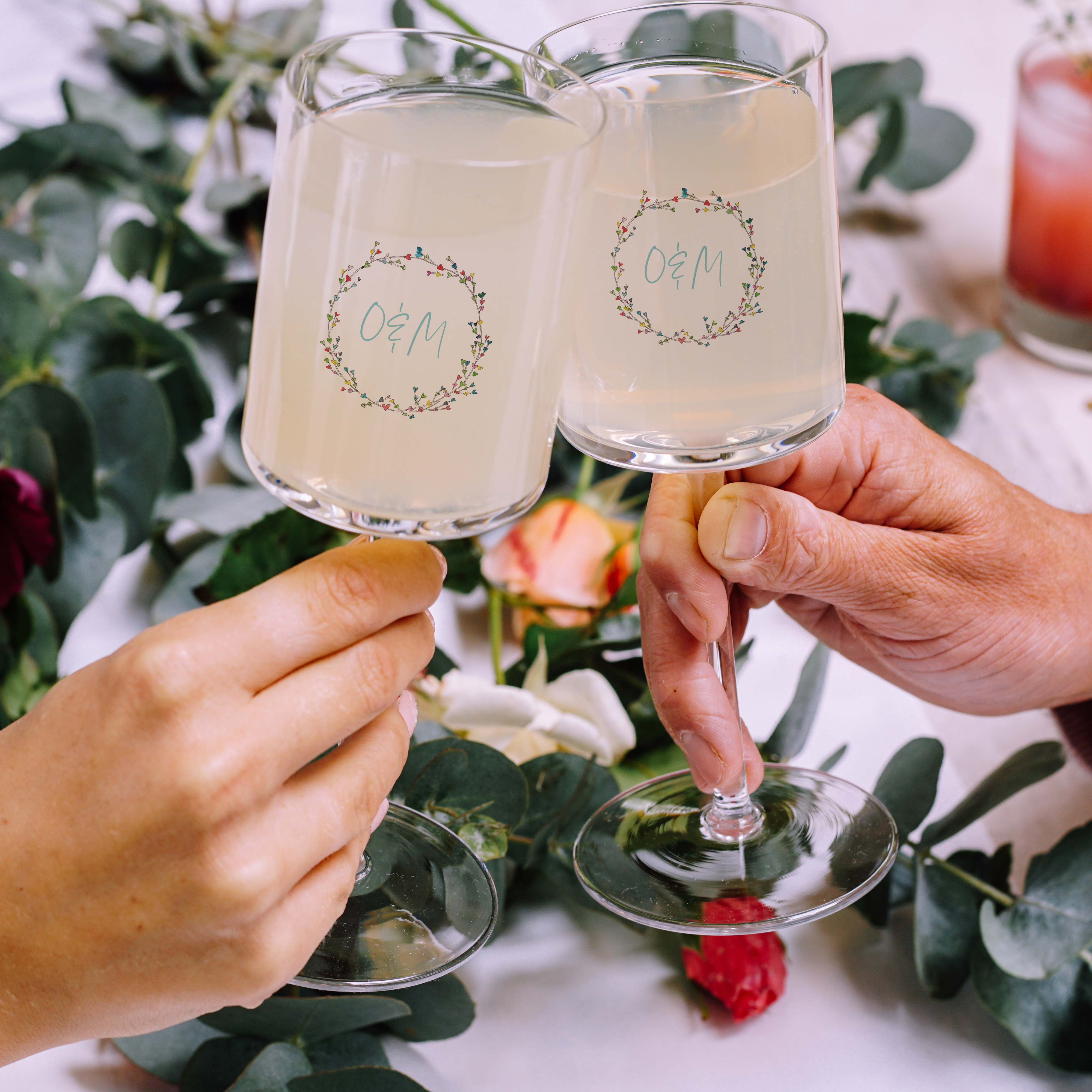 Personalised Pair Of Heart Wreath Wine Glasses
