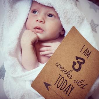 baby photo milestone cards