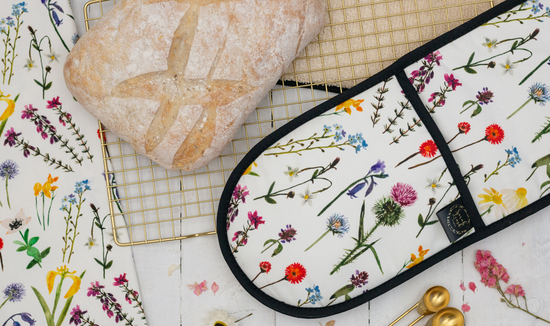 Wildflowers oven gloves and tea towel