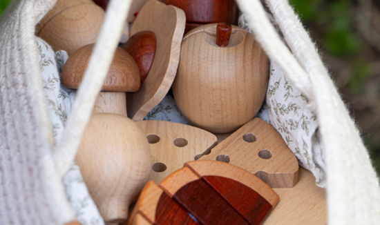 Wooden Play Cutting Food 