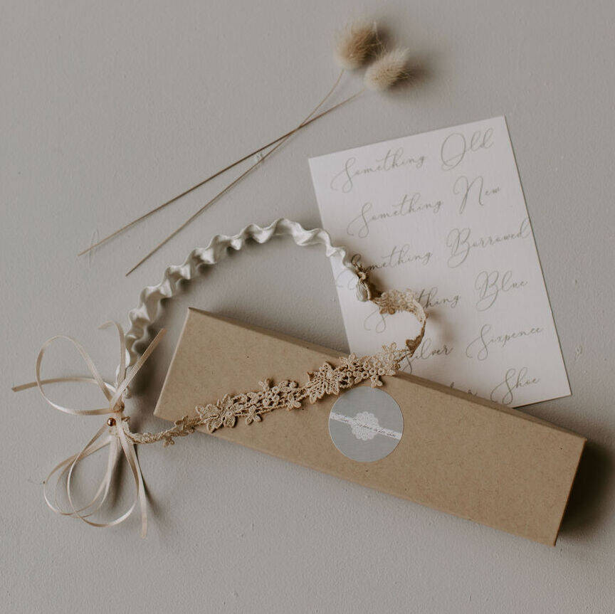 Blush Tie Style Vintage Lace Wedding Garter