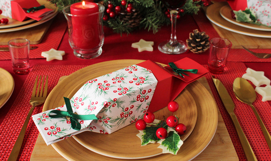 Reusable Crackers with a red berries design on a festive table setting