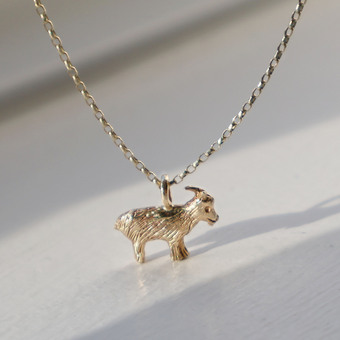 9ct gold goat necklace