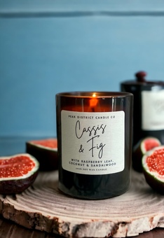 Cassis and fig candle