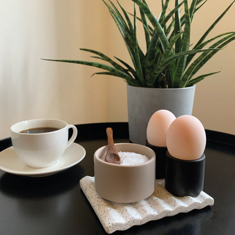 Wave Egg Cup Set