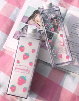 Strawberry Milk Water Bottle - Mochi Mart